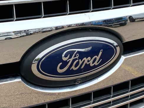 Used 2020 Ford F150 Lariat w/ Equipment Group 502A Luxury AWD/4WD image 33