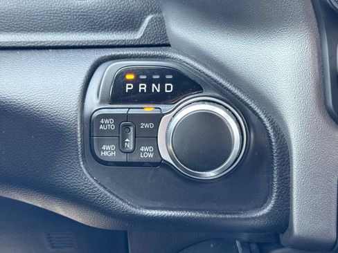 Used 2019 RAM 1500 Big Horn AWD/4WD image 38