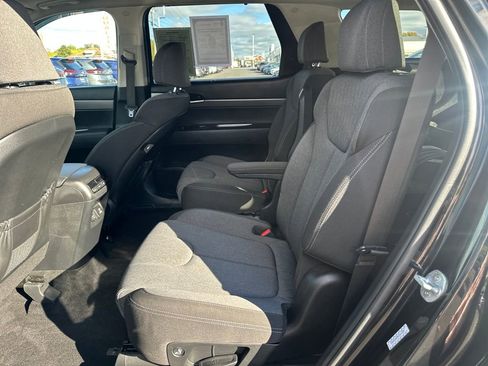 Used 2022 Hyundai Palisade SEL w/ Convenience Package image 17