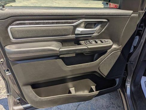 Used 2023 RAM 1500 Big Horn AWD/4WD image 9