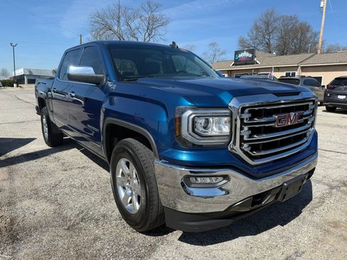Used 2018 GMC Sierra 1500 SLT w/ Suspension Package, Off-Road image 1