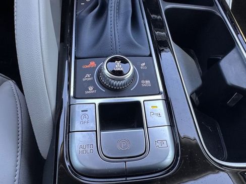 Used 2025 Kia Telluride SX Prestige image 33