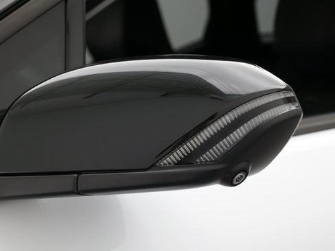 Used 2023 Fisker Ocean Sport FWD image 50