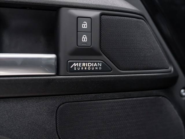 New 2026 Land Rover Defender 90 V8 AWD/4WD image 31