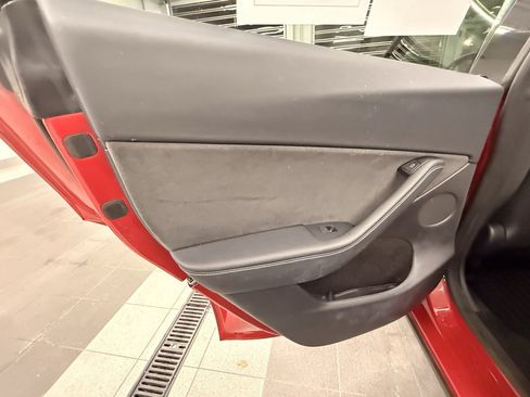 Used 2023 Tesla Model Y Long Range image 35