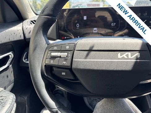 Used 2025 Kia K4 EX FWD image 21
