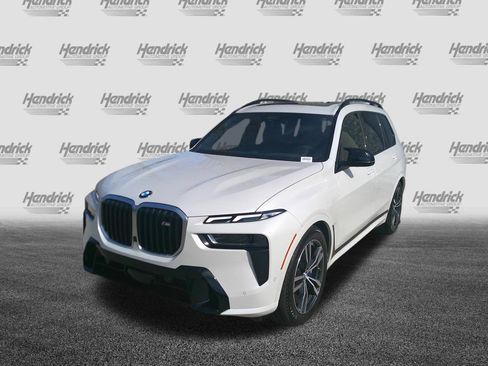 Certified 2025 BMW X7 M60i w/ Climate Comfort Package image 5