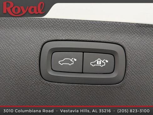 Certified 2024 Volvo XC90 B6 Plus w/ Protection Package Premier image 14