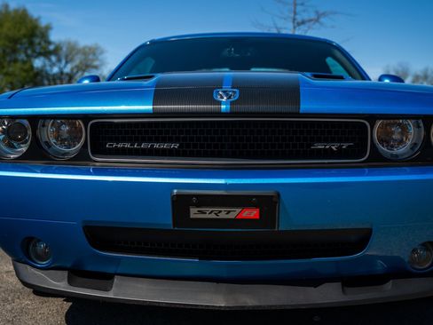 Used 2010 Dodge Challenger SRT8 w/ SRT Option Group II image 27