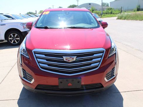 Used 2019 Cadillac XT5 Luxury AWD/4WD image 3
