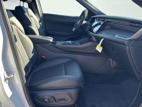 New 2026 Jeep Cherokee Overland w/ Advanced Pro Tech Group image 30