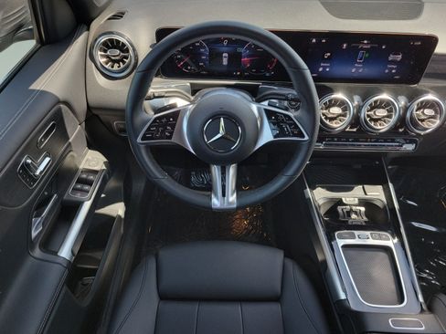 Certified 2026 Mercedes-Benz GLB 250 image 21
