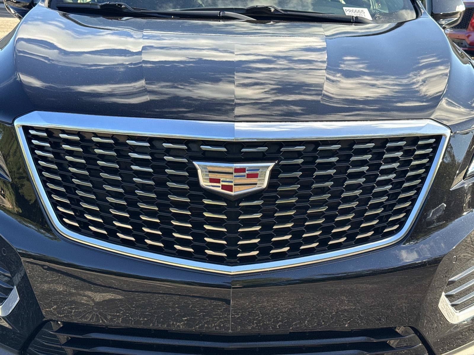 Used 2025 Cadillac XT5 Luxury FWD image 8