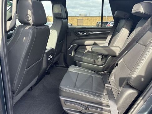 Used 2021 GMC Yukon Denali w/ Denali Premium Package image 26