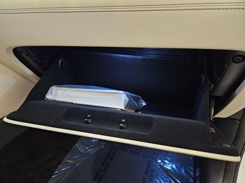 Used 2026 Genesis GV70 2.5T Select image 20