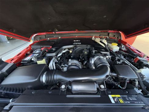 Used 2018 Jeep Wrangler Unlimited Sahara image 24