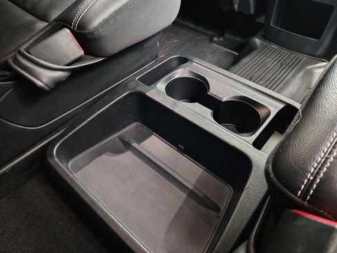 Used 2020 Ford Explorer ST image 36