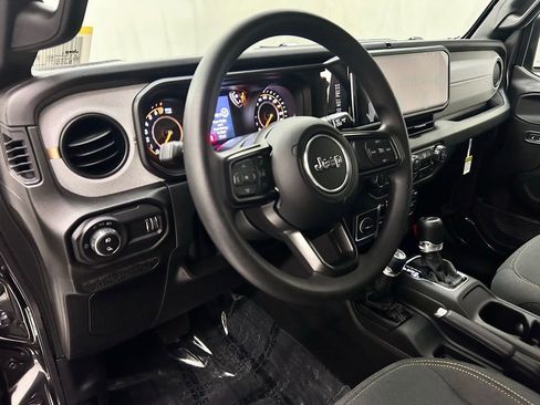 New 2026 Jeep Gladiator Sport image 11