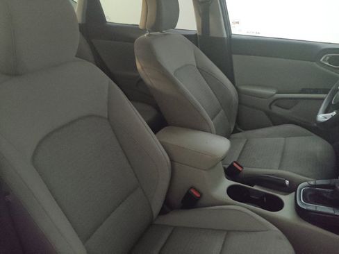 Used 2021 Kia Soul S FWD image 21