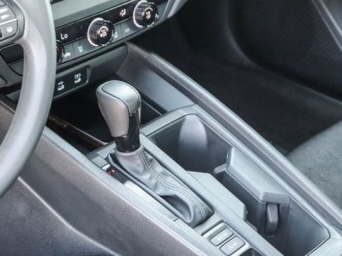 Used 2025 Honda Accord LX image 21