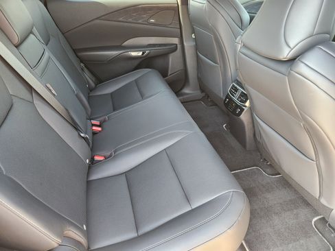 Used 2024 Lexus RX 350 F Sport image 38