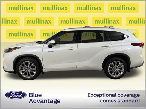 Used 2021 Toyota Highlander Limited image 9