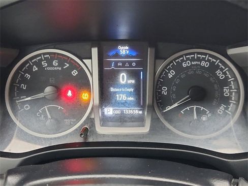 Used 2022 Toyota Tacoma SR5 image 12