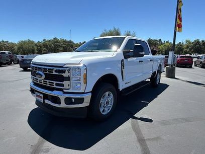 New 2026 Ford F250 XLT w/ FX4 Off-Road Package