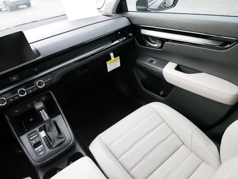 Certified 2026 Honda CR-V EX-L image 11