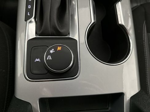 Used 2023 Chevrolet Blazer LT w/ Midnight/Sport Edition FWD image 37