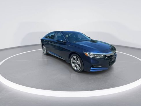 Used 2020 Honda Accord EX image 2