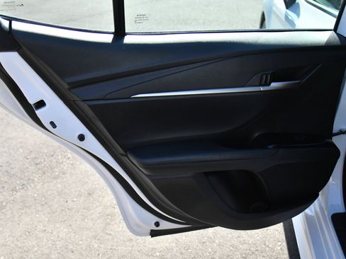 Used 2026 Toyota Camry SE FWD image 36