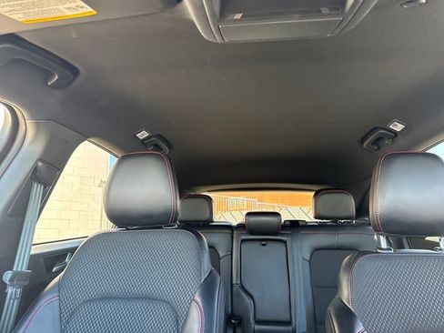 Used 2025 Ford Escape ST-Line FWD image 21