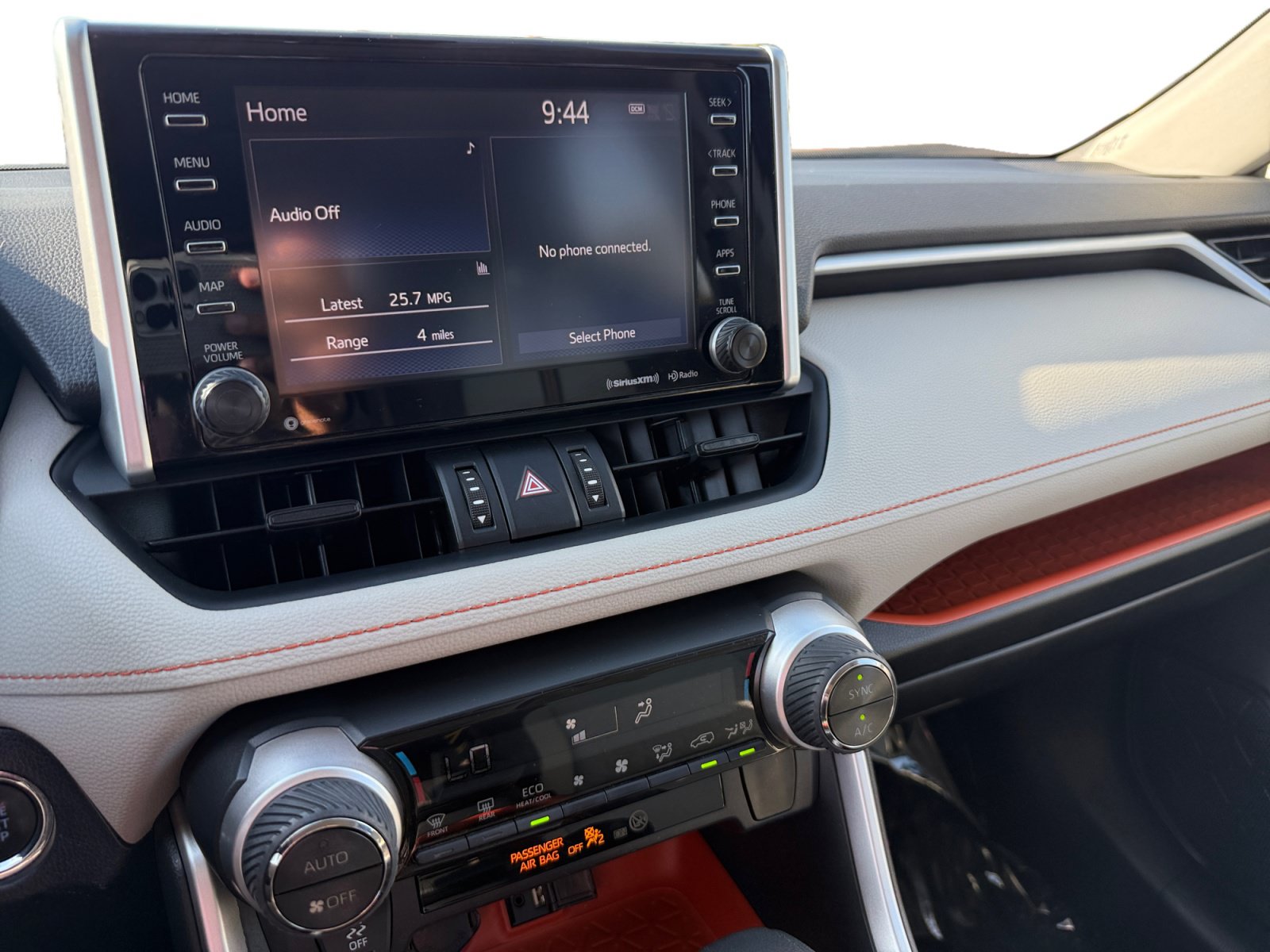 Used 2019 Toyota RAV4 Adventure w/ Carpet Mat Package AWD/4WD image 12