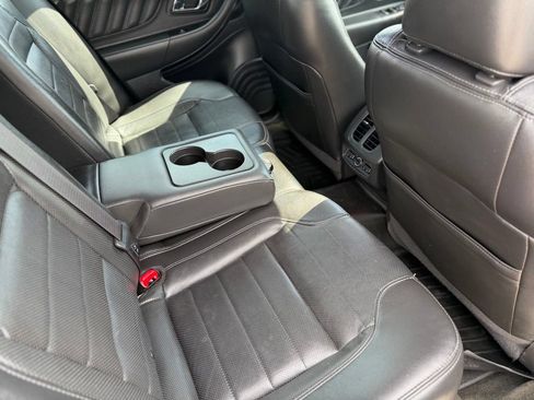 Used 2014 Ford Taurus SHO w/ Equipment Group 401A AWD/4WD image 15