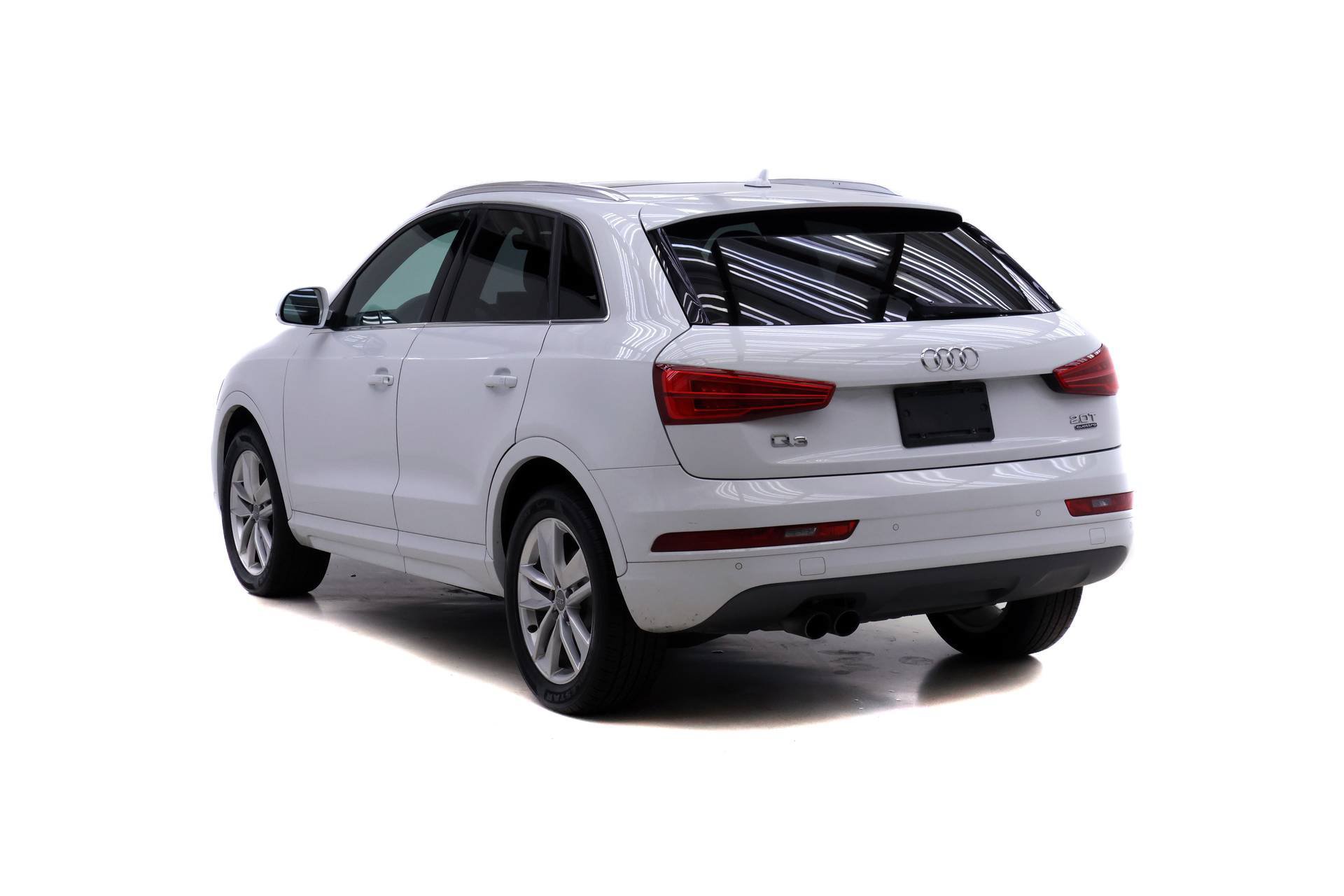 Used 2017 Audi Q3 2.0T Premium Plus w/ Premium Plus Package AWD/4WD image 5