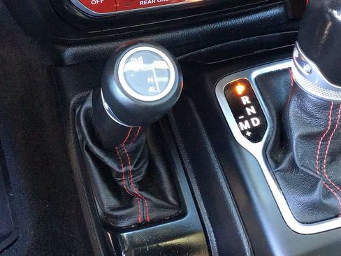 Used 2021 Jeep Wrangler Unlimited Rubicon image 16