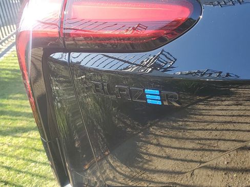 Used 2026 Chevrolet Blazer EV LT w/ Midnight/Sport Edition image 7