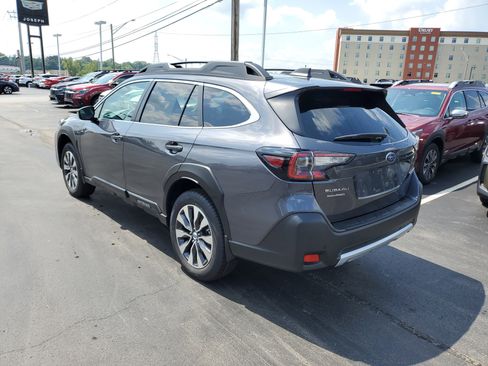 Used 2025 Subaru Outback Limited w/ Popular Package #2 image 2