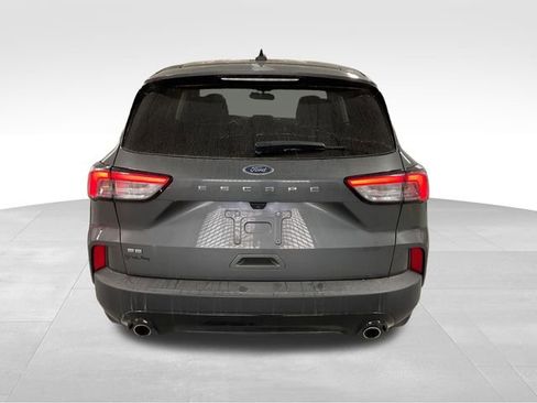 Used 2021 Ford Escape SE w/ SE Sport Appearance Package image 6