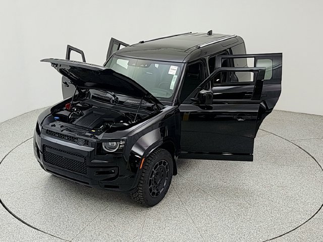 New 2026 Land Rover Defender 110 OCTA AWD/4WD image 37