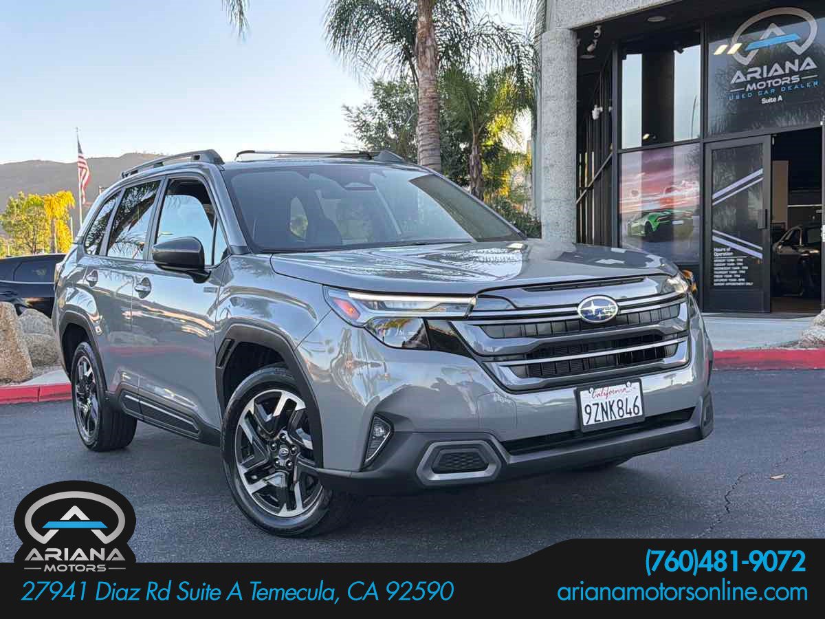 Used 2025 Subaru Forester Limited AWD/4WD image 1