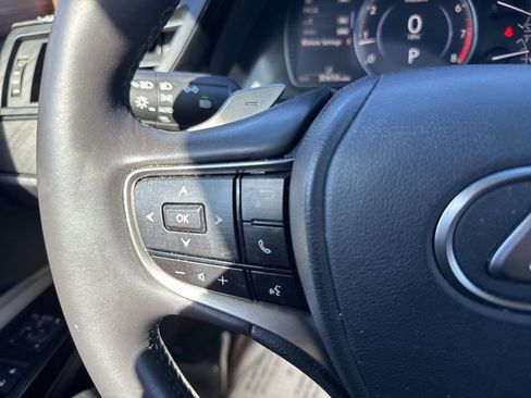 Used 2023 Lexus ES 250 w/ Premium Package image 20