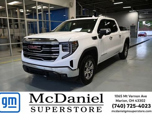Used 2022 GMC Sierra 1500 SLT w/ SLT Convenience Package AWD/4WD image 1
