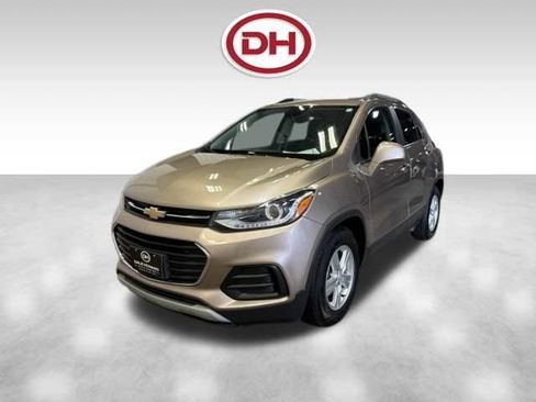 Used 2019 Chevrolet Trax LT w/ Driver Confidence Package FWD image 10