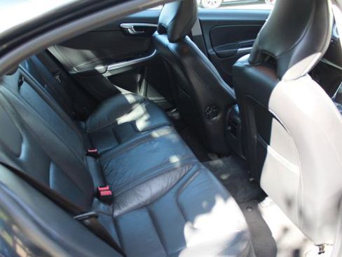 Used 2012 Volvo S60 T5 image 27