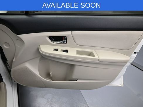 Used 2013 Subaru Crosstrek 2.0i Premium AWD/4WD image 32