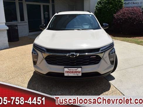 New 2026 Chevrolet Trax RS w/ Driver Confidence Package FWD image 4