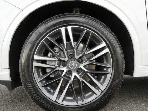 Certified 2026 Acura MDX SH-AWD w/ Advance Package image 9