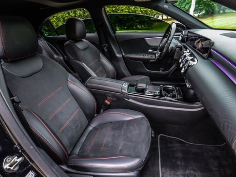 Used 2022 Mercedes-Benz A 220 4MATIC image 36